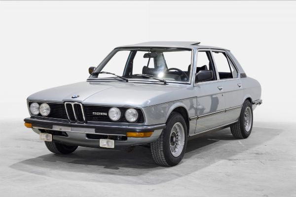 BMW 528i E12 Aut